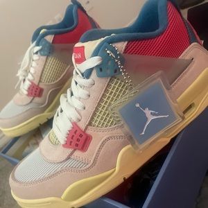 Jordan 4 Guava Ice Union Noir